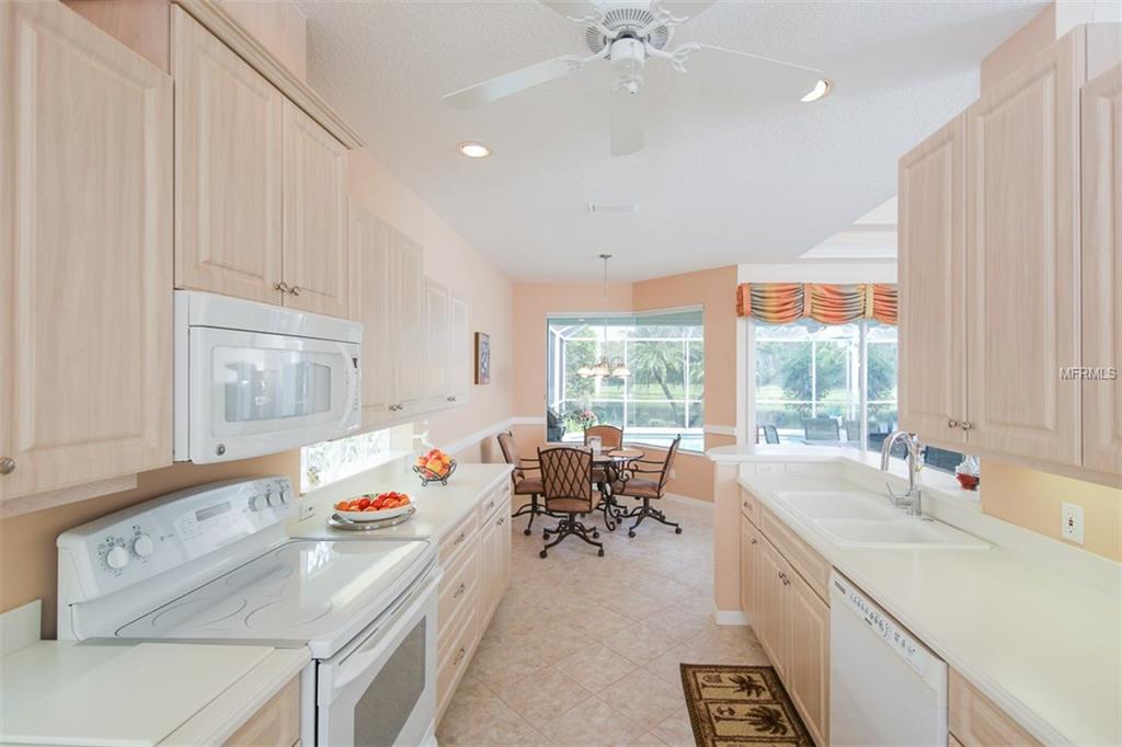 8263 NICE WAY, SARASOTA, Florida 34238, 3 Bedrooms Bedrooms, 7 Rooms Rooms,2 BathroomsBathrooms,Residential,For sale,NICE,A4198653