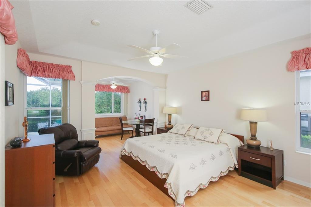 8263 NICE WAY, SARASOTA, Florida 34238, 3 Bedrooms Bedrooms, 7 Rooms Rooms,2 BathroomsBathrooms,Residential,For sale,NICE,A4198653