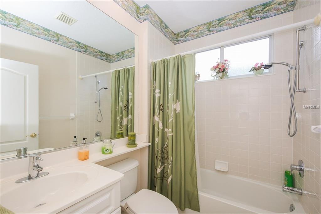 8263 NICE WAY, SARASOTA, Florida 34238, 3 Bedrooms Bedrooms, 7 Rooms Rooms,2 BathroomsBathrooms,Residential,For sale,NICE,A4198653