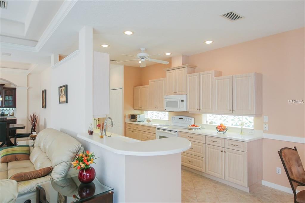 8263 NICE WAY, SARASOTA, Florida 34238, 3 Bedrooms Bedrooms, 7 Rooms Rooms,2 BathroomsBathrooms,Residential,For sale,NICE,A4198653