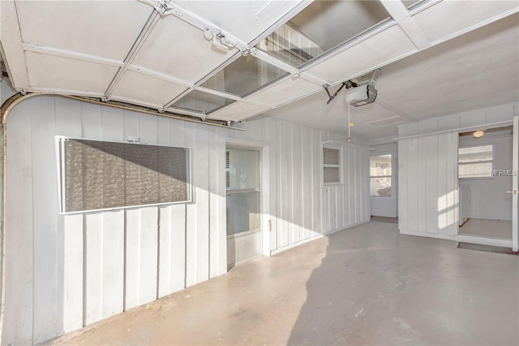 7114 11TH AVENUE W, BRADENTON, Florida 34209, 2 Bedrooms Bedrooms, 6 Rooms Rooms,2 BathroomsBathrooms,Residential,For sale,11TH,A4203192