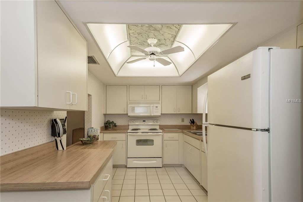 7114 11TH AVENUE W, BRADENTON, Florida 34209, 2 Bedrooms Bedrooms, 6 Rooms Rooms,2 BathroomsBathrooms,Residential,For sale,11TH,A4203192