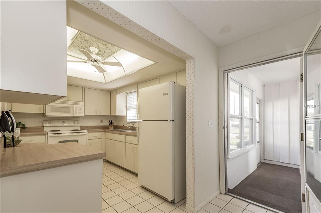 7114 11TH AVENUE W, BRADENTON, Florida 34209, 2 Bedrooms Bedrooms, 6 Rooms Rooms,2 BathroomsBathrooms,Residential,For sale,11TH,A4203192