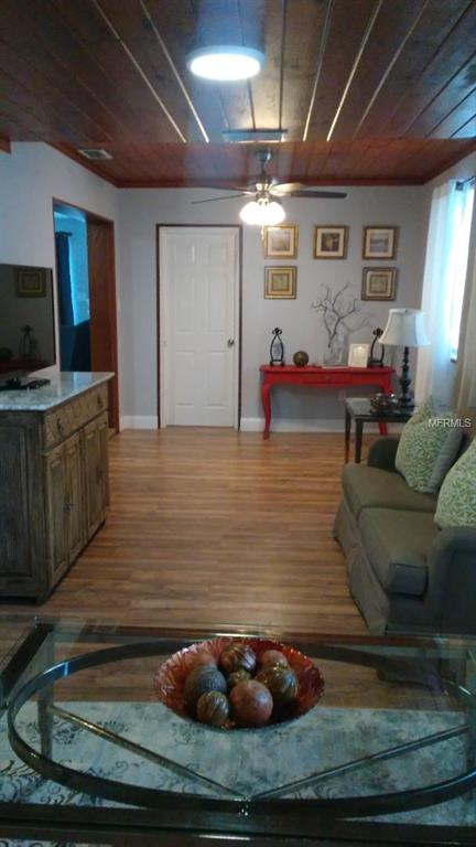 2009 STANLEY STREET, ORLANDO, Florida 32803, 3 Bedrooms Bedrooms, 6 Rooms Rooms,2 BathroomsBathrooms,Residential,For sale,STANLEY,O5551743