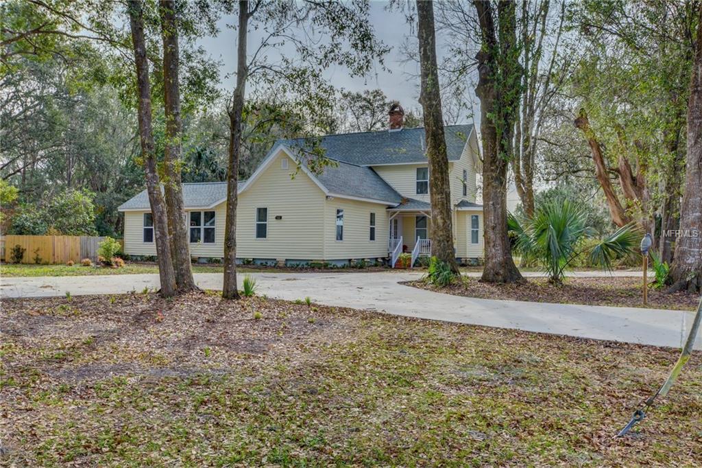 113 N PREVATT AVENUE, LAKE HELEN, Florida 32744, 4 Bedrooms Bedrooms, 9 Rooms Rooms,2 BathroomsBathrooms,Residential,For sale,PREVATT,V4722511