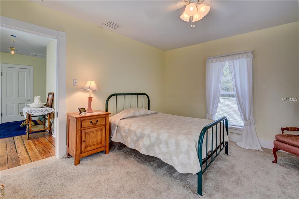 113 N PREVATT AVENUE, LAKE HELEN, Florida 32744, 4 Bedrooms Bedrooms, 9 Rooms Rooms,2 BathroomsBathrooms,Residential,For sale,PREVATT,V4722511