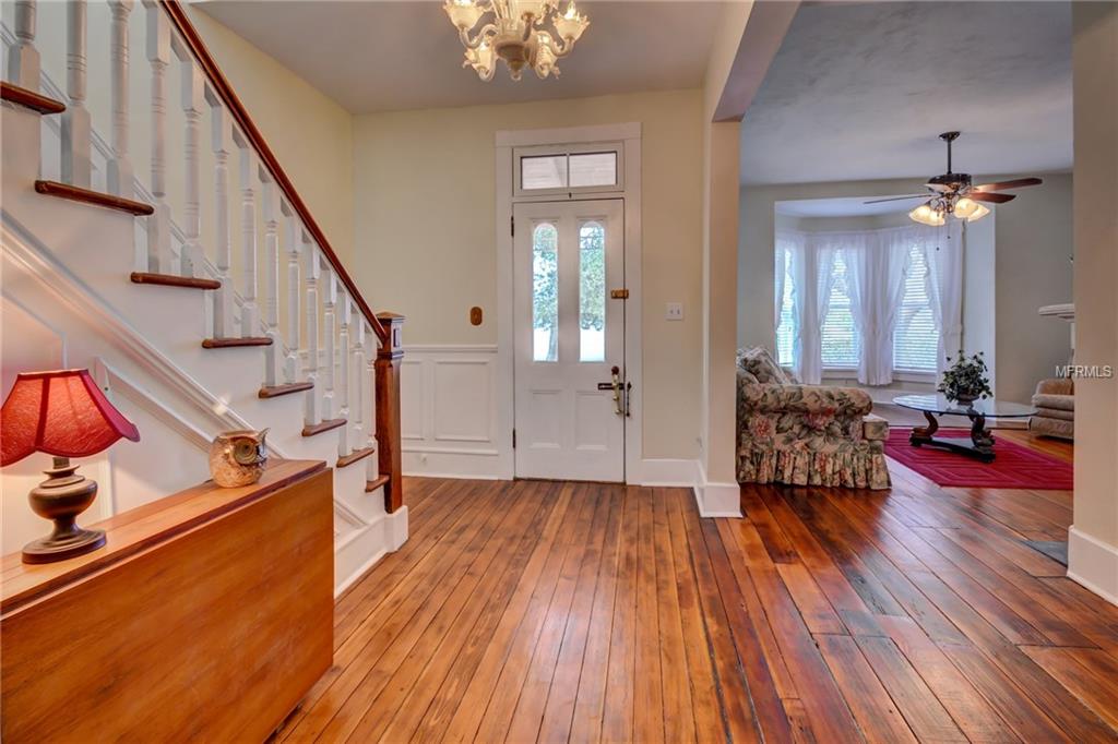 113 N PREVATT AVENUE, LAKE HELEN, Florida 32744, 4 Bedrooms Bedrooms, 9 Rooms Rooms,2 BathroomsBathrooms,Residential,For sale,PREVATT,V4722511