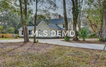 113 N PREVATT AVENUE, LAKE HELEN, Florida 32744, 4 Bedrooms Bedrooms, 9 Rooms Rooms,2 BathroomsBathrooms,Residential,For sale,PREVATT,V4722511