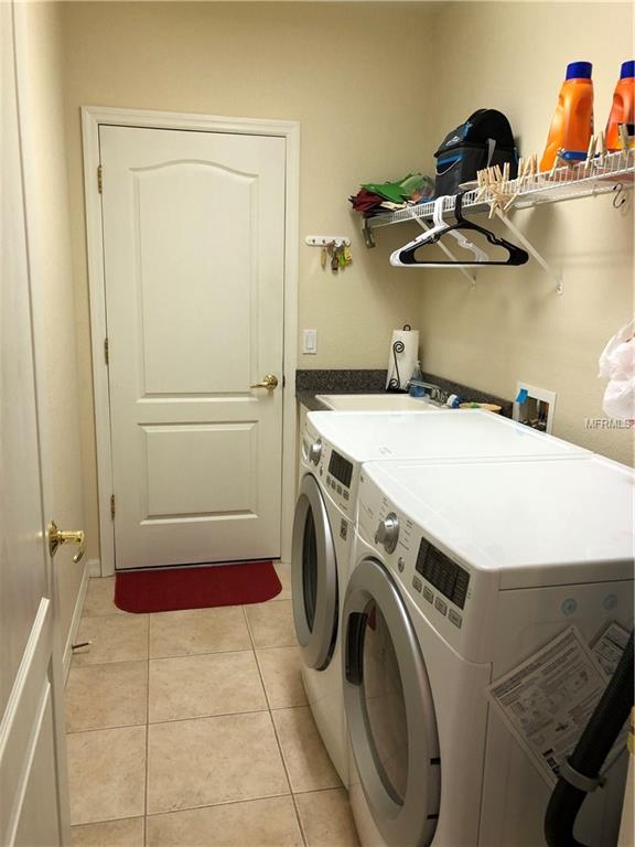 1011 TOPELIS DRIVE, ENGLEWOOD, Florida 34223, 2 Bedrooms Bedrooms, 5 Rooms Rooms,2 BathroomsBathrooms,Residential,For sale,TOPELIS,D5922536