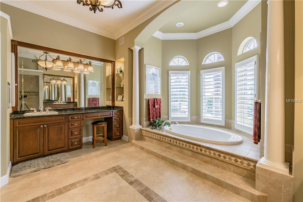 455 STARFIRE CAUSEWAY, OLDSMAR, Florida 34677, 5 Bedrooms Bedrooms, 11 Rooms Rooms,5 BathroomsBathrooms,Residential,For sale,STARFIRE,U7845683