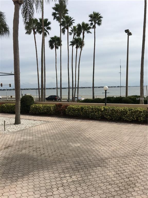 2401 BAYSHORE BOULEVARD, TAMPA, Florida 33629, 1 Bedroom Bedrooms, 3 Rooms Rooms,1 BathroomBathrooms,Residential,For sale,BAYSHORE,T2926036