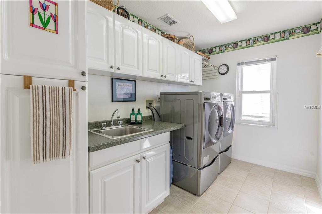 36815 RESERVE DRIVE, EUSTIS, Florida 32736, 4 Bedrooms Bedrooms, 11 Rooms Rooms,2 BathroomsBathrooms,Residential,For sale,RESERVE,T2927028