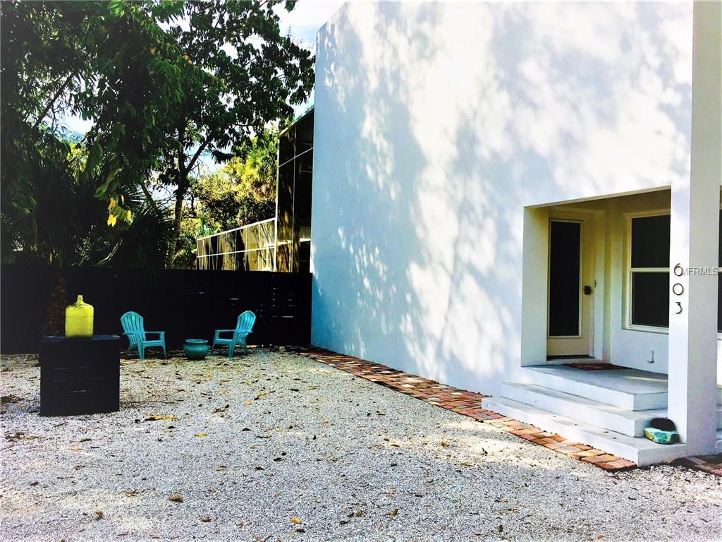 603 42ND STREET, SARASOTA, Florida 34234, 2 Bedrooms Bedrooms, 5 Rooms Rooms,3 BathroomsBathrooms,Residential,For sale,42ND,A4209754