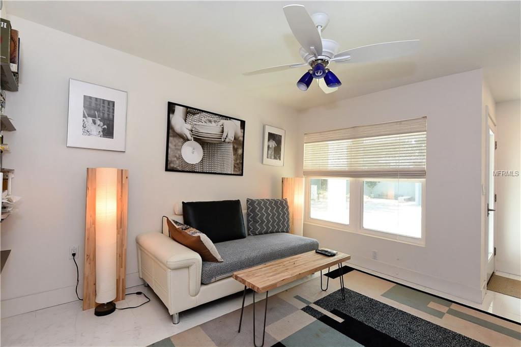 603 42ND STREET, SARASOTA, Florida 34234, 2 Bedrooms Bedrooms, 5 Rooms Rooms,3 BathroomsBathrooms,Residential,For sale,42ND,A4209754