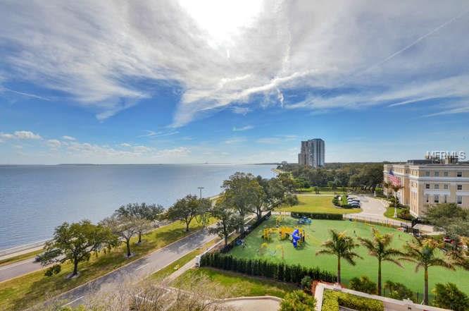 3301 BAYSHORE BOULEVARD, TAMPA, Florida 33629, 3 Bedrooms Bedrooms, 6 Rooms Rooms,3 BathroomsBathrooms,Residential,For sale,BAYSHORE,T2928177