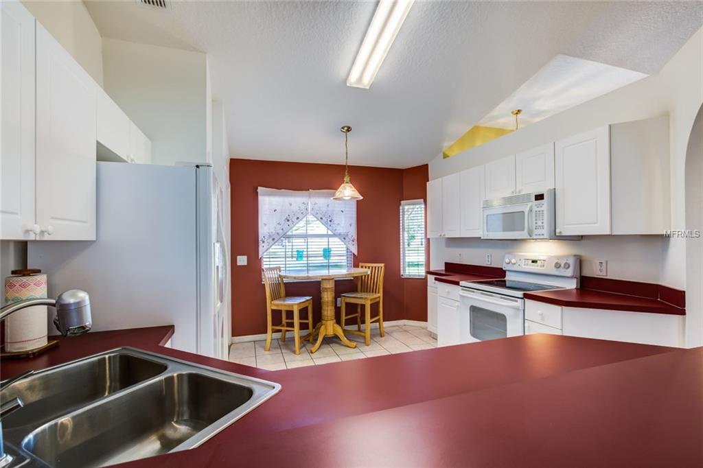 2490 W MOONLIGHT LANE, EUSTIS, Florida 32726, 3 Bedrooms Bedrooms, 8 Rooms Rooms,2 BathroomsBathrooms,Residential,For sale,MOONLIGHT,G4852767