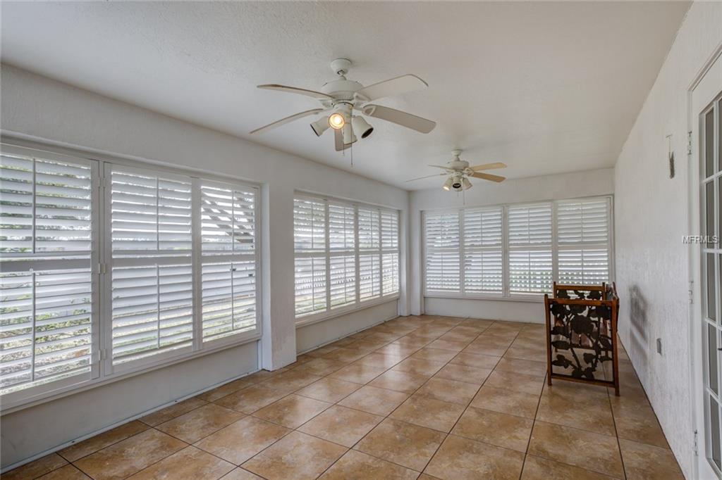 2490 W MOONLIGHT LANE, EUSTIS, Florida 32726, 3 Bedrooms Bedrooms, 8 Rooms Rooms,2 BathroomsBathrooms,Residential,For sale,MOONLIGHT,G4852767