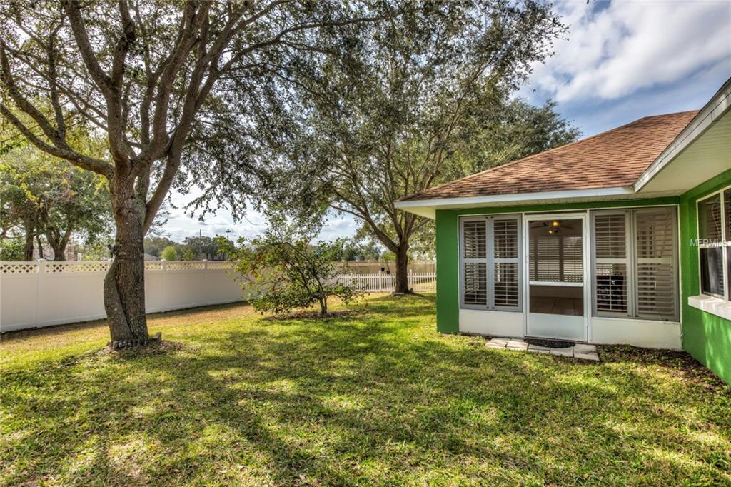 2490 W MOONLIGHT LANE, EUSTIS, Florida 32726, 3 Bedrooms Bedrooms, 8 Rooms Rooms,2 BathroomsBathrooms,Residential,For sale,MOONLIGHT,G4852767