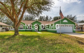 2490 W MOONLIGHT LANE, EUSTIS, Florida 32726, 3 Bedrooms Bedrooms, 8 Rooms Rooms,2 BathroomsBathrooms,Residential,For sale,MOONLIGHT,G4852767