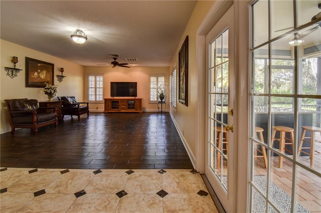 1611 HAMPTON COURT, SAFETY HARBOR, Florida 34695, 5 Bedrooms Bedrooms, 12 Rooms Rooms,3 BathroomsBathrooms,Residential,For sale,HAMPTON,U7847597