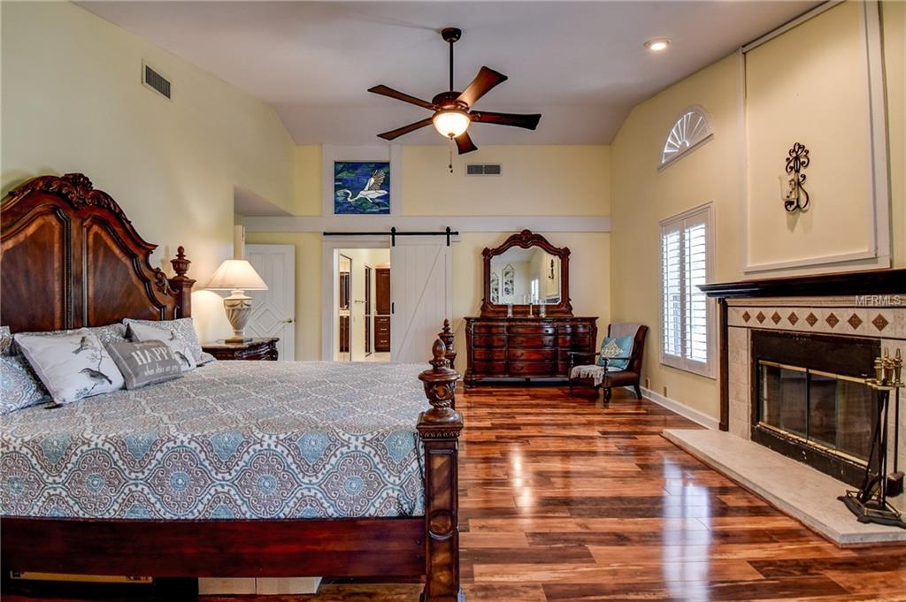 1611 HAMPTON COURT, SAFETY HARBOR, Florida 34695, 5 Bedrooms Bedrooms, 12 Rooms Rooms,3 BathroomsBathrooms,Residential,For sale,HAMPTON,U7847597