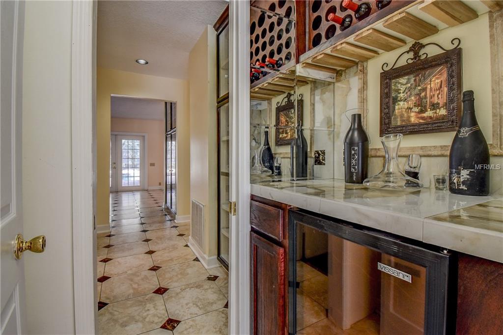 1611 HAMPTON COURT, SAFETY HARBOR, Florida 34695, 5 Bedrooms Bedrooms, 12 Rooms Rooms,3 BathroomsBathrooms,Residential,For sale,HAMPTON,U7847597