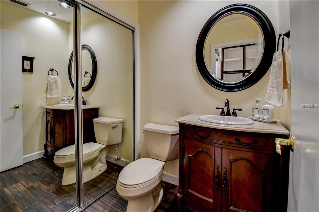 1611 HAMPTON COURT, SAFETY HARBOR, Florida 34695, 5 Bedrooms Bedrooms, 12 Rooms Rooms,3 BathroomsBathrooms,Residential,For sale,HAMPTON,U7847597