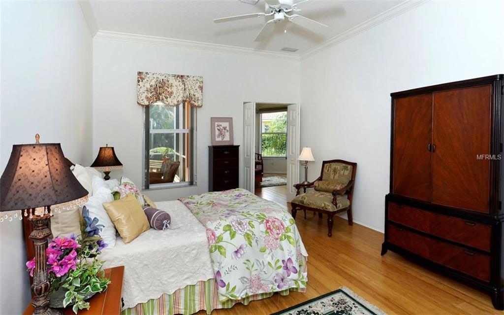 668 SAWGRASS BRIDGE ROAD, VENICE, Florida 34292, 4 Bedrooms Bedrooms, 9 Rooms Rooms,3 BathroomsBathrooms,Residential,For sale,SAWGRASS BRIDGE,N5913893