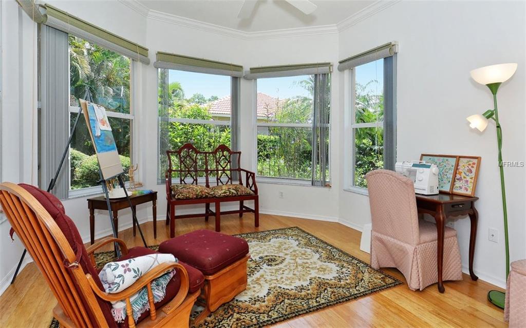 668 SAWGRASS BRIDGE ROAD, VENICE, Florida 34292, 4 Bedrooms Bedrooms, 9 Rooms Rooms,3 BathroomsBathrooms,Residential,For sale,SAWGRASS BRIDGE,N5913893