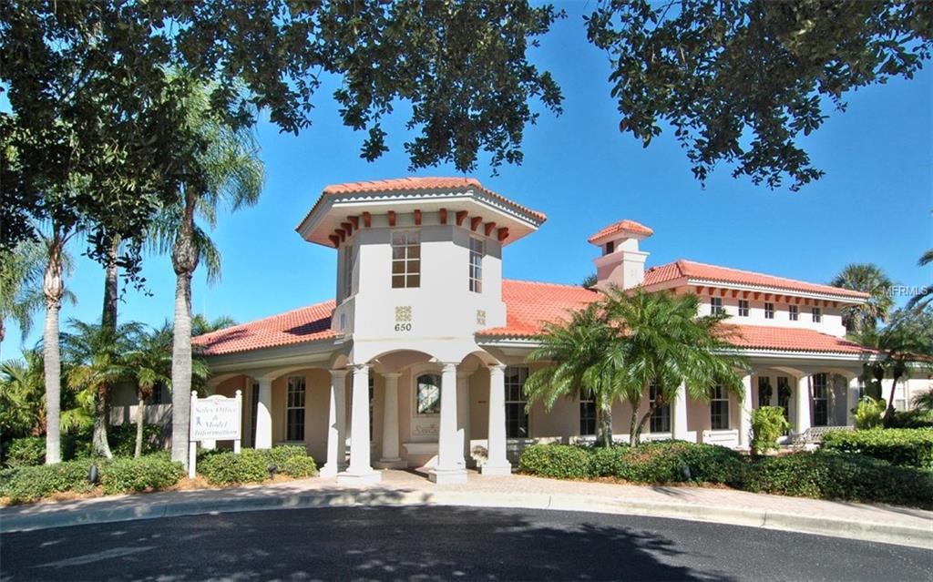 668 SAWGRASS BRIDGE ROAD, VENICE, Florida 34292, 4 Bedrooms Bedrooms, 9 Rooms Rooms,3 BathroomsBathrooms,Residential,For sale,SAWGRASS BRIDGE,N5913893