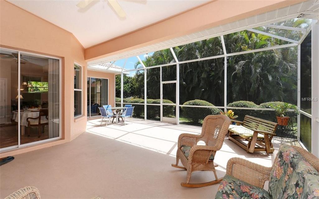 668 SAWGRASS BRIDGE ROAD, VENICE, Florida 34292, 4 Bedrooms Bedrooms, 9 Rooms Rooms,3 BathroomsBathrooms,Residential,For sale,SAWGRASS BRIDGE,N5913893