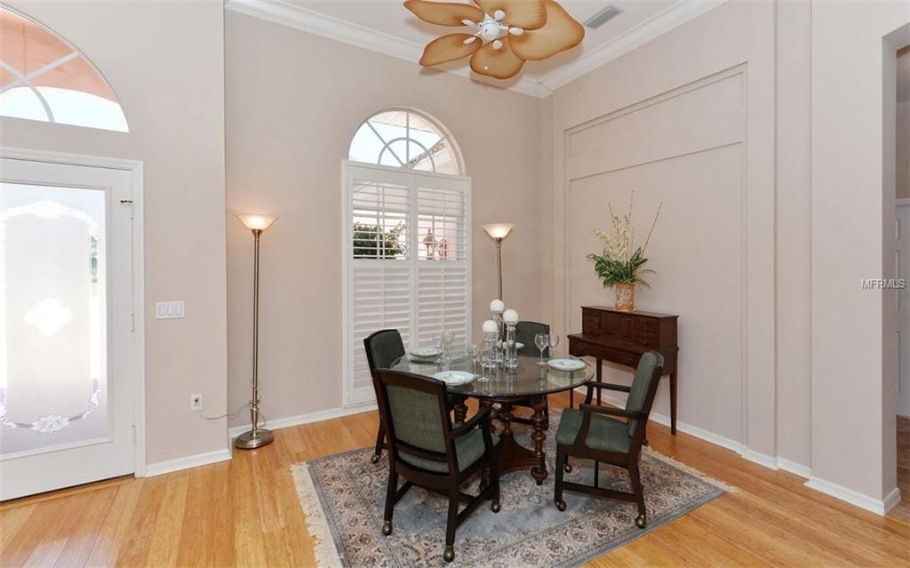 668 SAWGRASS BRIDGE ROAD, VENICE, Florida 34292, 4 Bedrooms Bedrooms, 9 Rooms Rooms,3 BathroomsBathrooms,Residential,For sale,SAWGRASS BRIDGE,N5913893