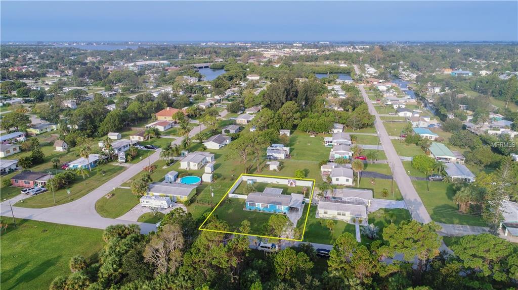 1240 DRURY LANE, ENGLEWOOD, Florida 34224, 2 Bedrooms Bedrooms, 5 Rooms Rooms,2 BathroomsBathrooms,Residential,For sale,DRURY,D5920217