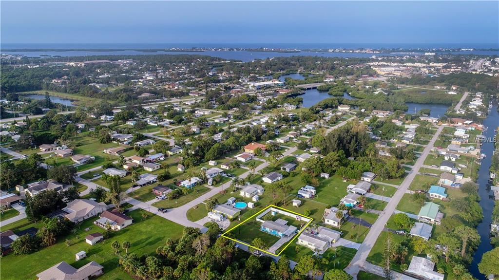 1240 DRURY LANE, ENGLEWOOD, Florida 34224, 2 Bedrooms Bedrooms, 5 Rooms Rooms,2 BathroomsBathrooms,Residential,For sale,DRURY,D5920217