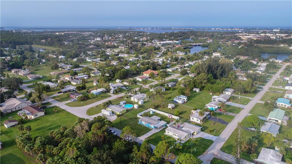 1240 DRURY LANE, ENGLEWOOD, Florida 34224, 2 Bedrooms Bedrooms, 5 Rooms Rooms,2 BathroomsBathrooms,Residential,For sale,DRURY,D5920217