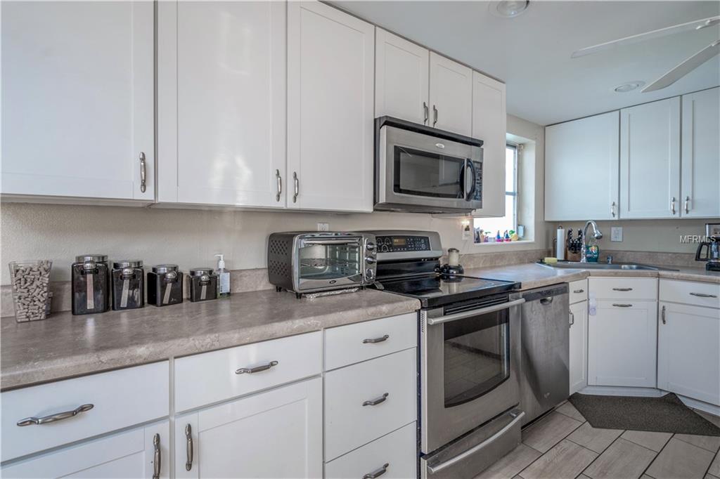 1240 DRURY LANE, ENGLEWOOD, Florida 34224, 2 Bedrooms Bedrooms, 5 Rooms Rooms,2 BathroomsBathrooms,Residential,For sale,DRURY,D5920217