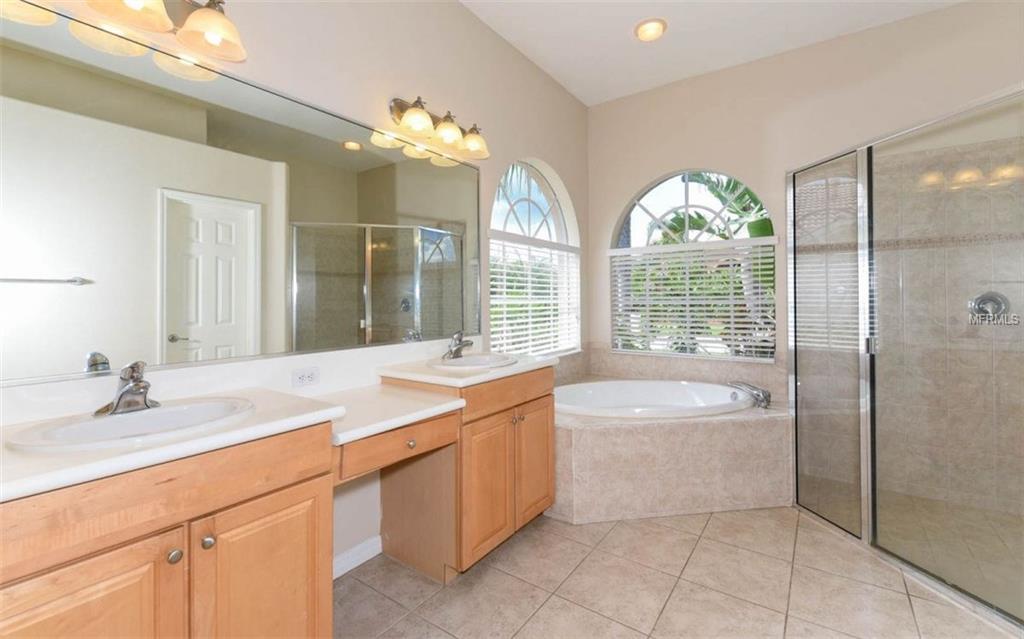 8275 BARTON FARMS BOULEVARD, SARASOTA, Florida 34240, 4 Bedrooms Bedrooms, 8 Rooms Rooms,3 BathroomsBathrooms,Residential,For sale,BARTON FARMS,A4198654
