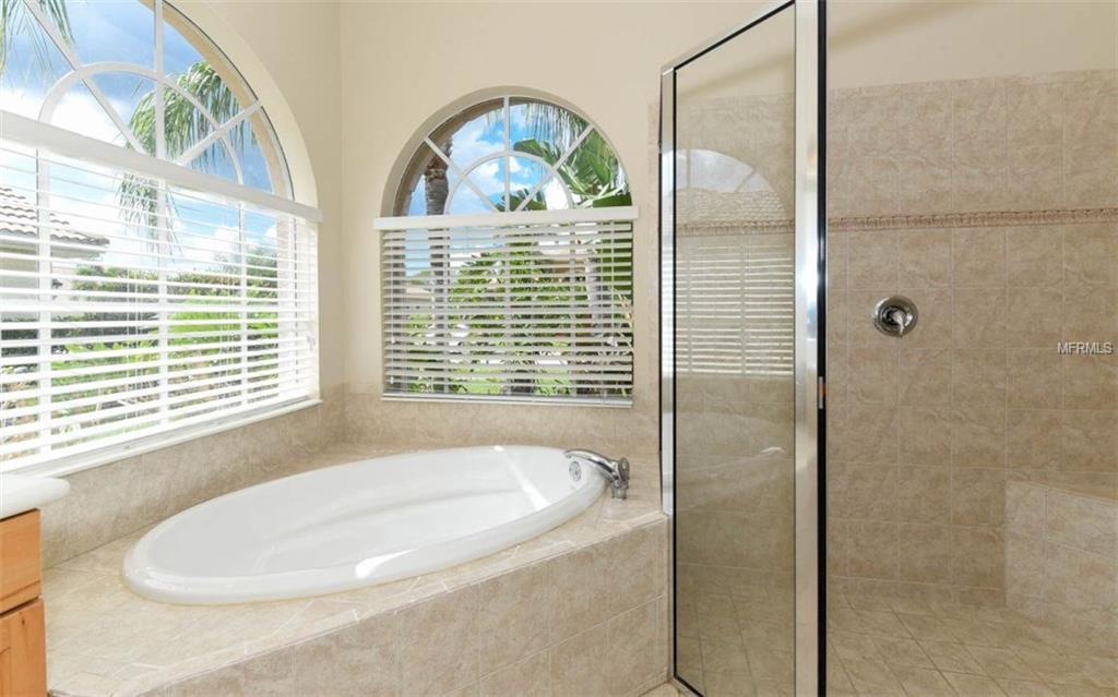 8275 BARTON FARMS BOULEVARD, SARASOTA, Florida 34240, 4 Bedrooms Bedrooms, 8 Rooms Rooms,3 BathroomsBathrooms,Residential,For sale,BARTON FARMS,A4198654