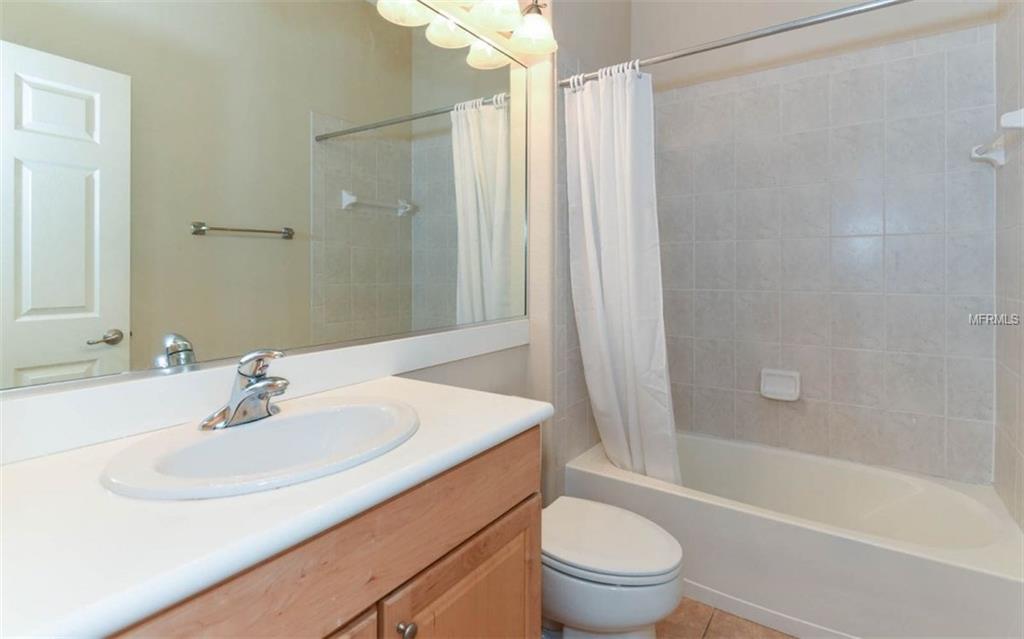 8275 BARTON FARMS BOULEVARD, SARASOTA, Florida 34240, 4 Bedrooms Bedrooms, 8 Rooms Rooms,3 BathroomsBathrooms,Residential,For sale,BARTON FARMS,A4198654