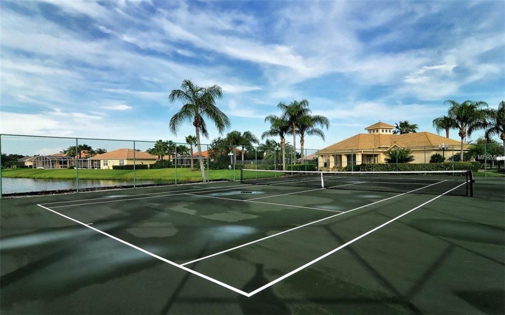 8275 BARTON FARMS BOULEVARD, SARASOTA, Florida 34240, 4 Bedrooms Bedrooms, 8 Rooms Rooms,3 BathroomsBathrooms,Residential,For sale,BARTON FARMS,A4198654