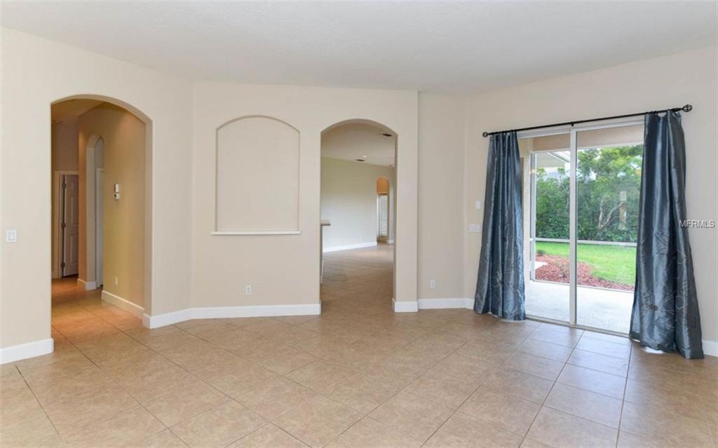 8275 BARTON FARMS BOULEVARD, SARASOTA, Florida 34240, 4 Bedrooms Bedrooms, 8 Rooms Rooms,3 BathroomsBathrooms,Residential,For sale,BARTON FARMS,A4198654