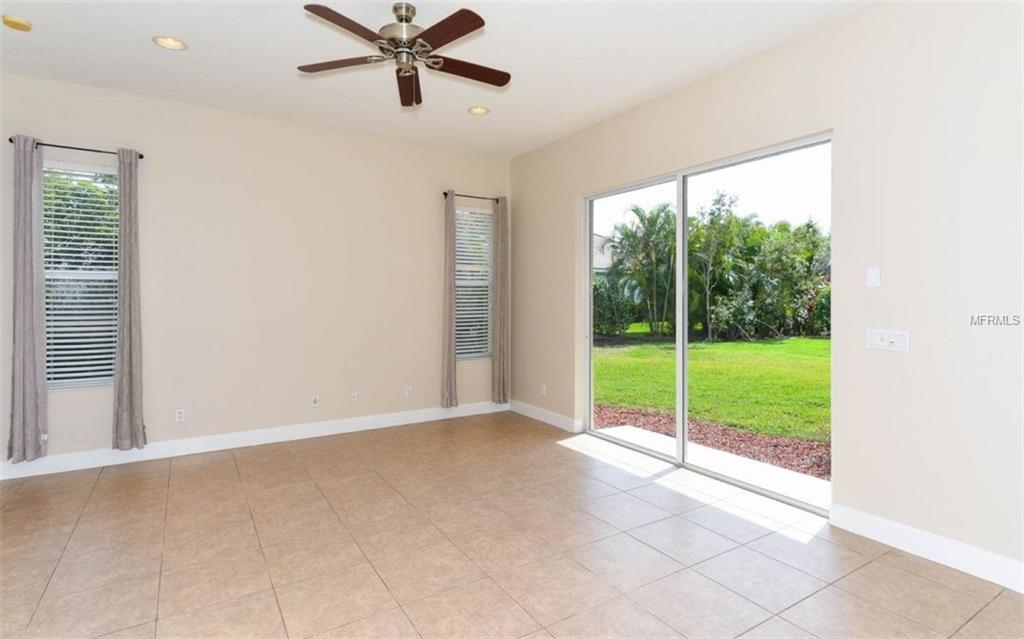 8275 BARTON FARMS BOULEVARD, SARASOTA, Florida 34240, 4 Bedrooms Bedrooms, 8 Rooms Rooms,3 BathroomsBathrooms,Residential,For sale,BARTON FARMS,A4198654