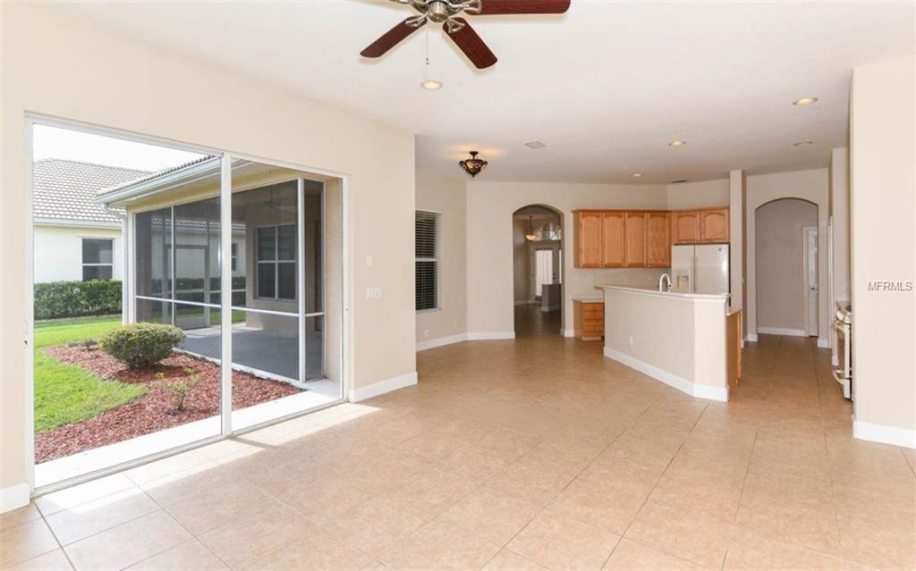 8275 BARTON FARMS BOULEVARD, SARASOTA, Florida 34240, 4 Bedrooms Bedrooms, 8 Rooms Rooms,3 BathroomsBathrooms,Residential,For sale,BARTON FARMS,A4198654