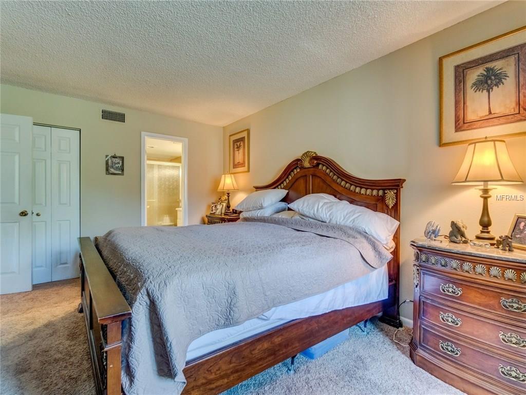 1964 LAUGHING GULL LANE, CLEARWATER, Florida 33762, 2 Bedrooms Bedrooms, 3 Rooms Rooms,2 BathroomsBathrooms,Residential,For sale,LAUGHING GULL,U7840318