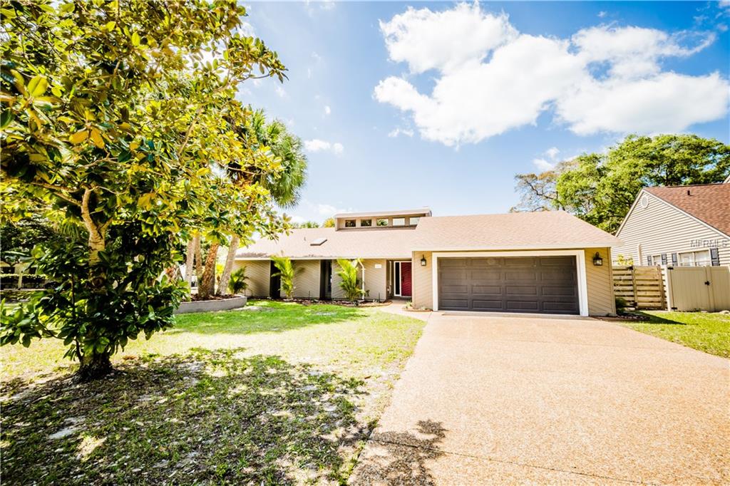 1809 BUCCANEER TERRACE, SARASOTA, Florida 34231, 3 Bedrooms Bedrooms, 7 Rooms Rooms,3 BathroomsBathrooms,Residential,For sale,BUCCANEER,A4204359