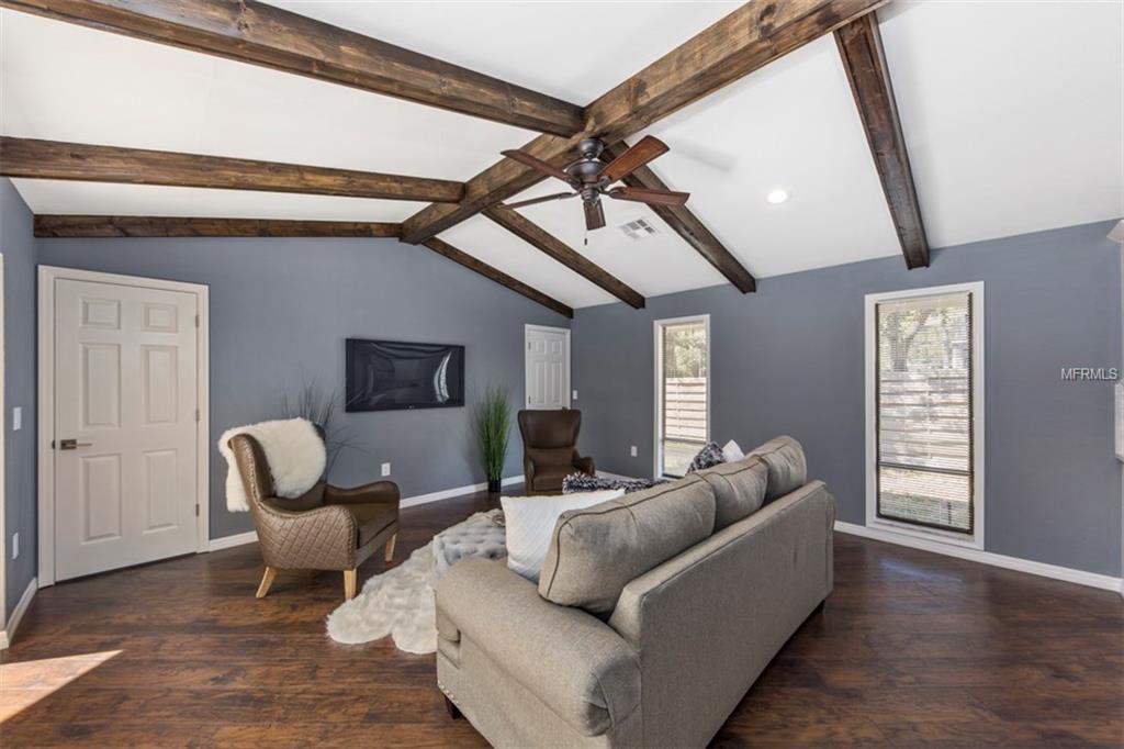 1809 BUCCANEER TERRACE, SARASOTA, Florida 34231, 3 Bedrooms Bedrooms, 7 Rooms Rooms,3 BathroomsBathrooms,Residential,For sale,BUCCANEER,A4204359