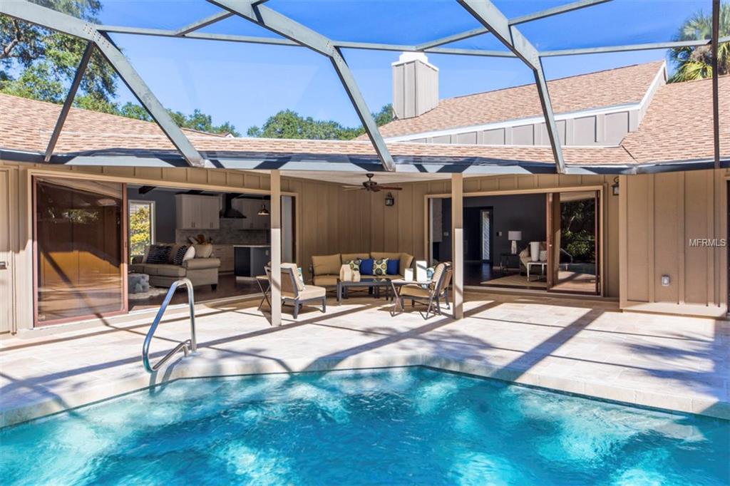 1809 BUCCANEER TERRACE, SARASOTA, Florida 34231, 3 Bedrooms Bedrooms, 7 Rooms Rooms,3 BathroomsBathrooms,Residential,For sale,BUCCANEER,A4204359