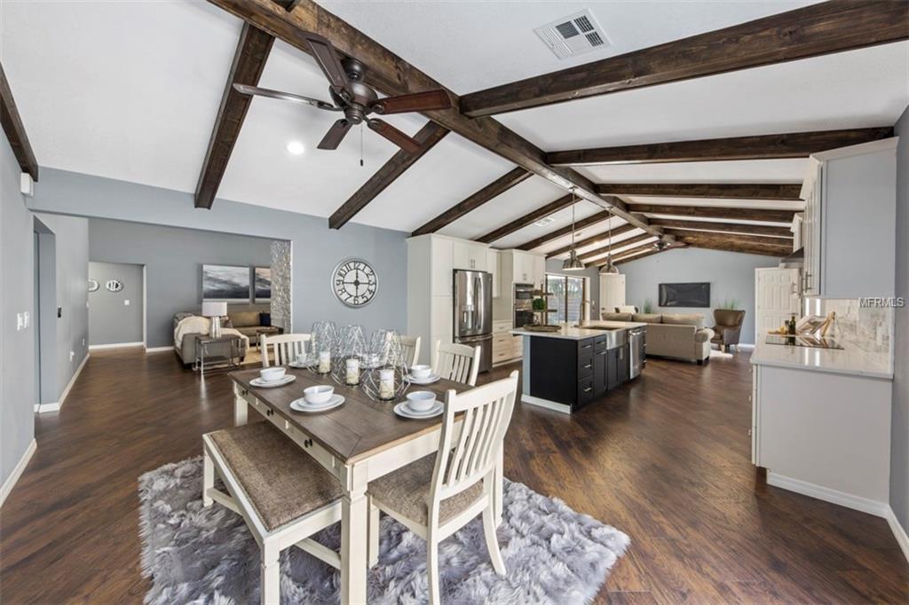 1809 BUCCANEER TERRACE, SARASOTA, Florida 34231, 3 Bedrooms Bedrooms, 7 Rooms Rooms,3 BathroomsBathrooms,Residential,For sale,BUCCANEER,A4204359