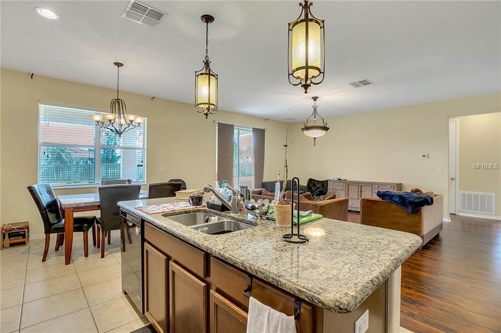 3660 MADBURY CIRCLE, LAKELAND, Florida 33810, 4 Bedrooms Bedrooms, 7 Rooms Rooms,3 BathroomsBathrooms,Residential,For sale,MADBURY,O5553586