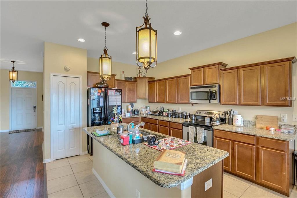 3660 MADBURY CIRCLE, LAKELAND, Florida 33810, 4 Bedrooms Bedrooms, 7 Rooms Rooms,3 BathroomsBathrooms,Residential,For sale,MADBURY,O5553586